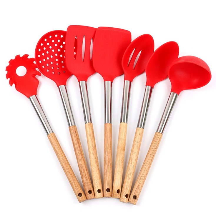 kitchen utensils set