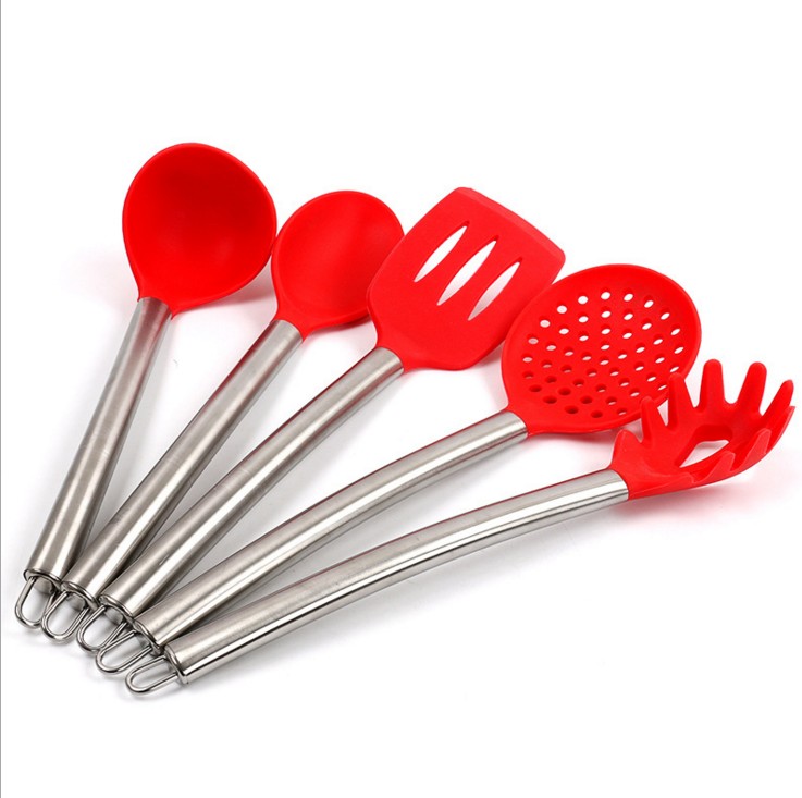 kitchen utensils set