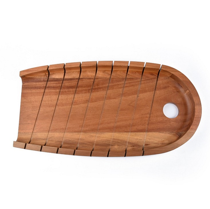 acacia bread board